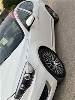 Kia Cadenza
